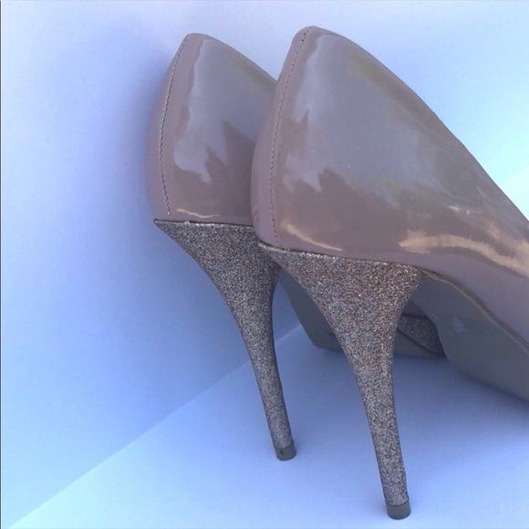 Steve Madden Stylish Heels - Picture 3 of 4